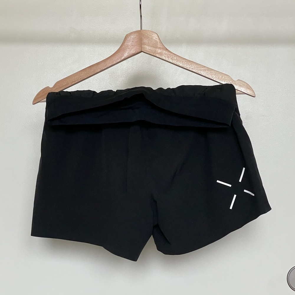 Ten Thousand Interval Short 5”